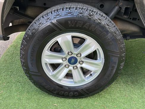 Used 2019 Ford F150 XLT AWD/4WD image 45
