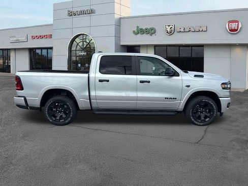 New 2027 RAM 1500 4x4 Crew Cab image 8