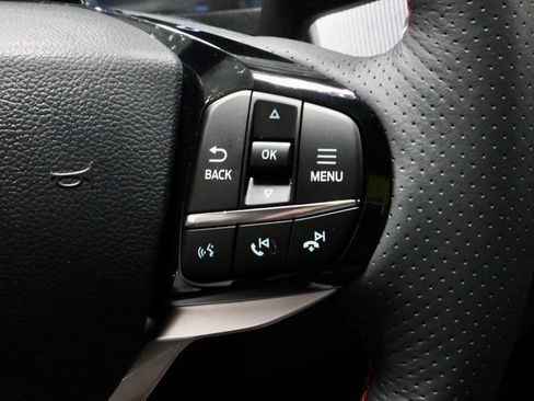 Used 2025 Ford Explorer ST-Line image 29