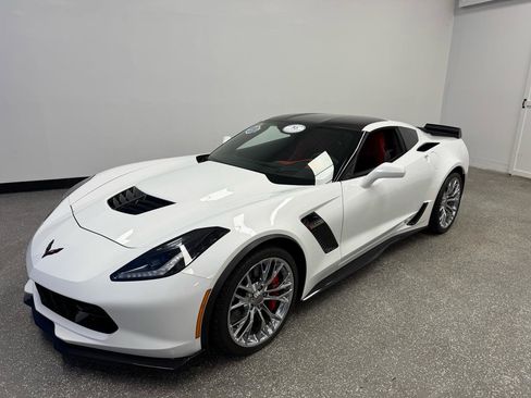 Used 2017 Chevrolet Corvette Z06 RWD image 22