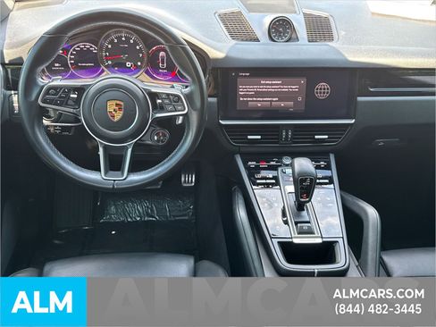 Used 2022 Porsche Cayenne S image 29