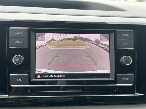 Used 2023 Volkswagen Taos S image 28