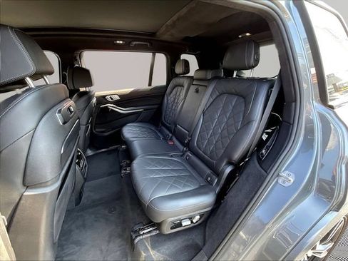 Used 2024 BMW X7 xDrive40i w/ M Sport Package AWD/4WD image 23