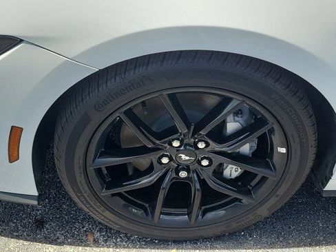 Used 2025 Ford Mustang GT Premium RWD image 10