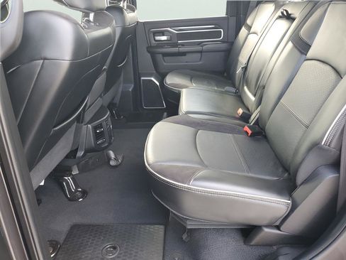 Used 2022 RAM 3500 Laramie w/ Night Edition image 21