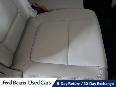 Used 2015 Ford Explorer XLT w/ Equipment Group 202B image 34