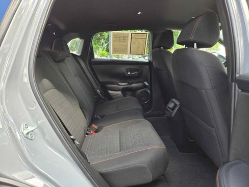 Used 2024 Honda HR-V Sport image 12