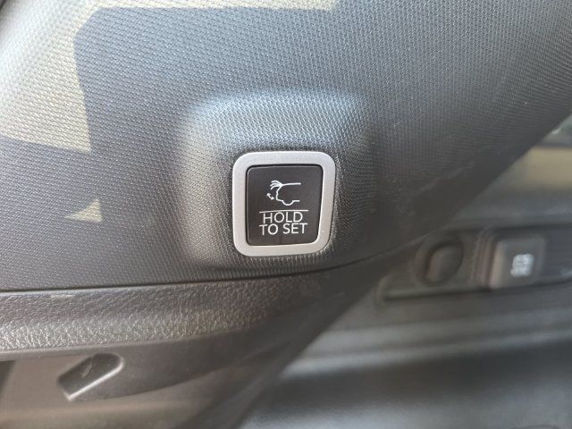 Used 2023 Jeep Grand Cherokee 4WD 4xe image 31