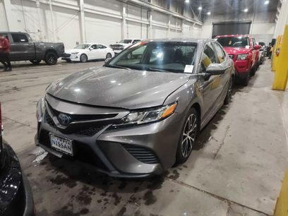 Used 2019 Toyota Camry SE