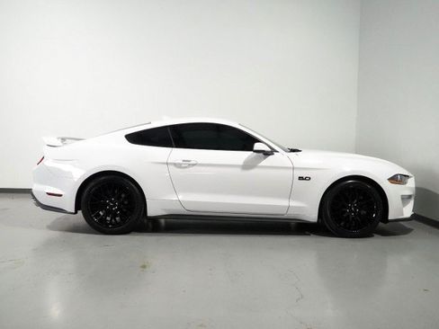 Used 2021 Ford Mustang GT Premium w/ GT Performance Package RWD image 4