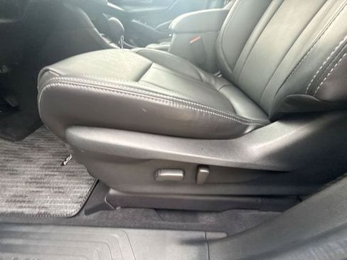Used 2026 Subaru Ascent Premium AWD/4WD image 12