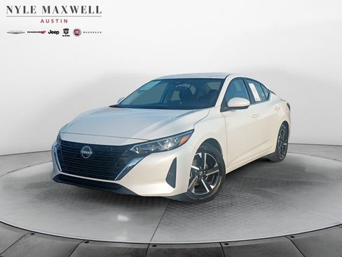 Used 2024 Nissan Sentra SV FWD image 1