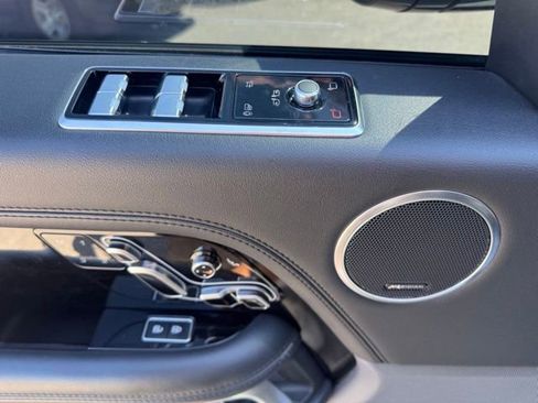 Used 2022 Land Rover Range Rover Westminster Edition image 10