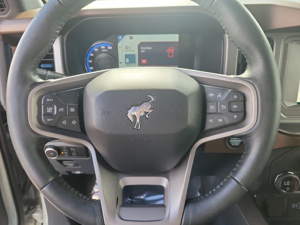 Used 2023 Ford Bronco Outer Banks AWD/4WD image 12