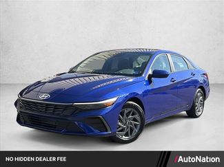 Used 2024 Hyundai Elantra SEL FWD video 1