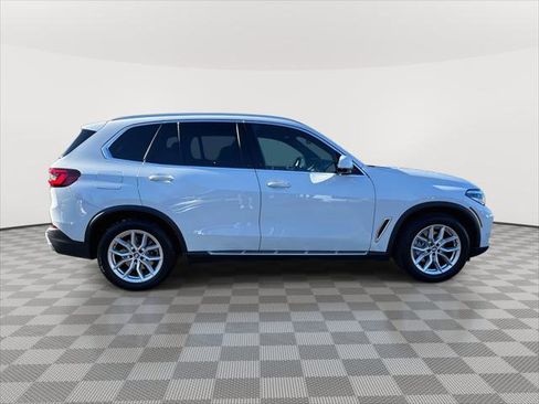 Used 2023 BMW X5 xDrive40i w/ Premium Package image 8
