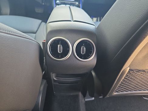 New 2025 Mercedes-Benz GLB 250 image 23