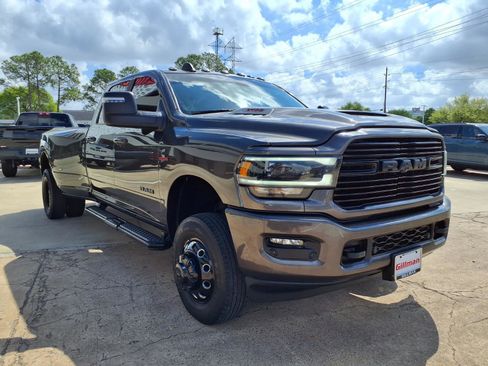Used 2024 RAM 3500 Laramie w/ Night Edition AWD/4WD image 1