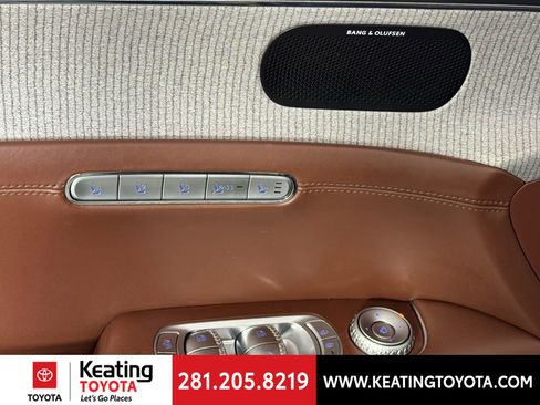 Used 2023 Genesis G90 3.5T image 11