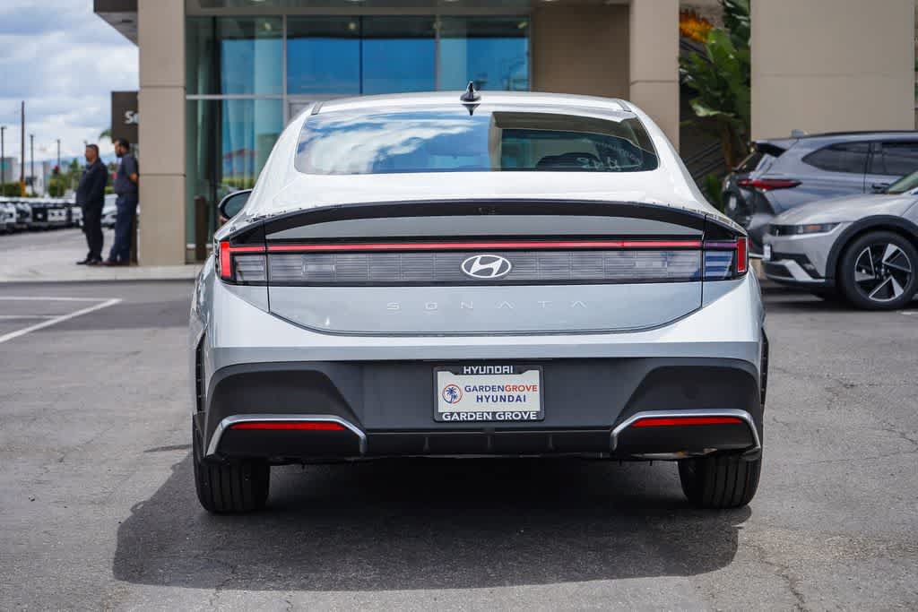 New 2026 Hyundai Sonata SE FWD image 5