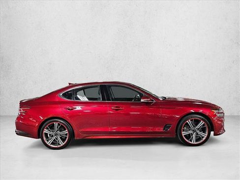 Used 2022 Genesis G70 3.3T image 4