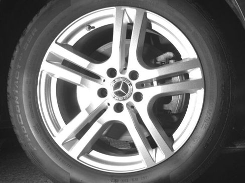 Used 2020 Mercedes-Benz GLB 250 4MATIC image 11