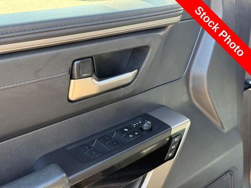 Used 2024 Toyota Tundra Limited AWD/4WD image 18