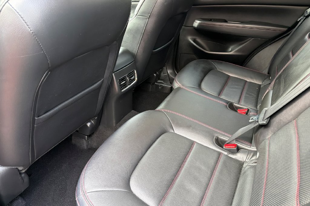Used 2025 MAZDA CX-5 Carbon Edition AWD/4WD image 9