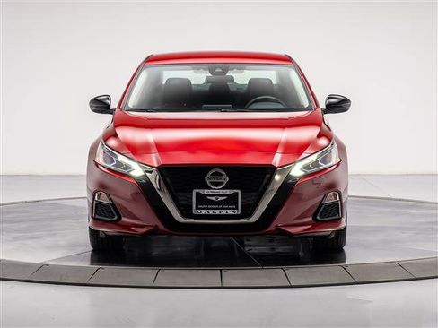 Used 2022 Nissan Altima 2.5 SR FWD image 8