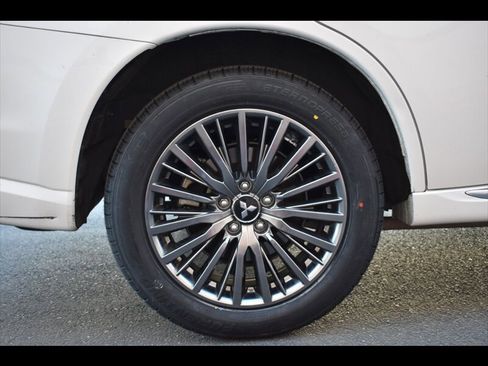 Used 2021 Mitsubishi Outlander GT image 39