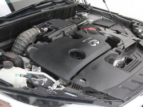 Used 2019 INFINITI QX50 Essential w/ Premium Heat Package AWD/4WD image 19