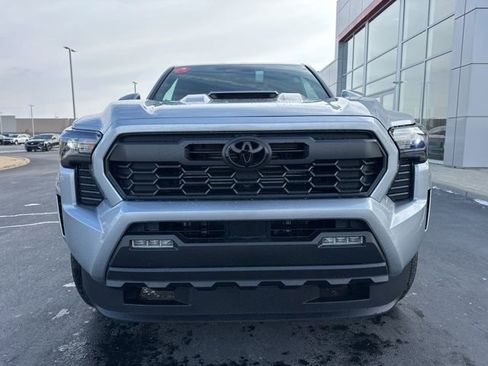 New 2026 Toyota Tacoma TRD Sport image 2