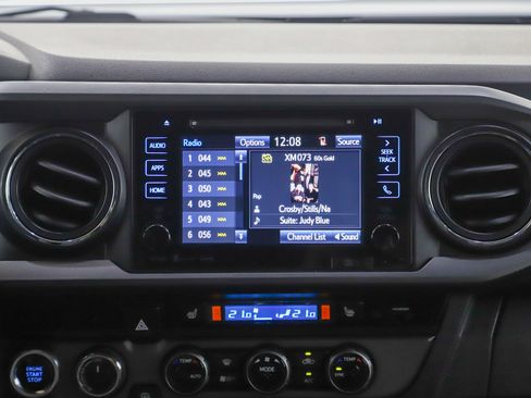 Used 2017 Toyota Tacoma TRD Pro image 15