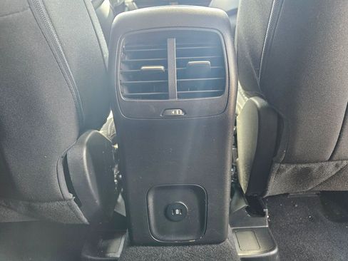 Used 2023 Ford Escape Active image 17