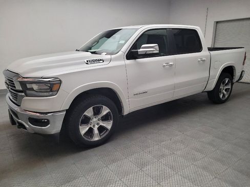 Used 2021 RAM 1500 Laramie AWD/4WD image 2