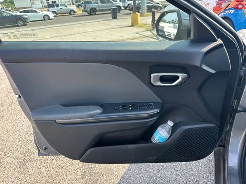 Used 2025 Kia K4 FWD image 20