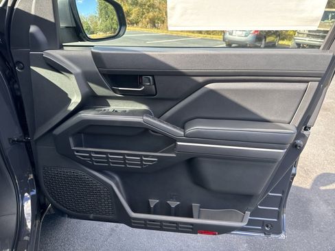 New 2024 Toyota Tacoma 2WD Double Cab image 34