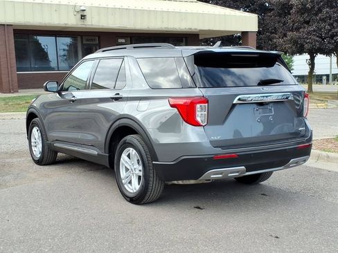 Used 2024 Ford Explorer XLT w/ Equipment Group 202A AWD/4WD image 3