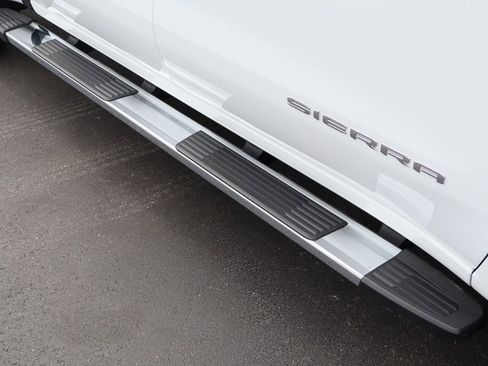 Used 2024 GMC Sierra 1500 SLT w/ SLT Premium Plus Package image 10