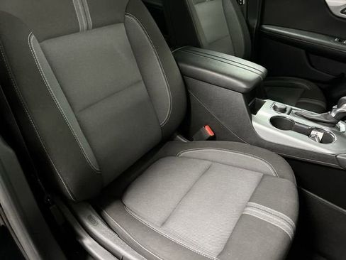 Certified 2025 Chevrolet Blazer LT AWD/4WD image 27