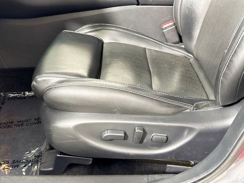 Used 2018 Nissan Maxima 3.5 SL image 25