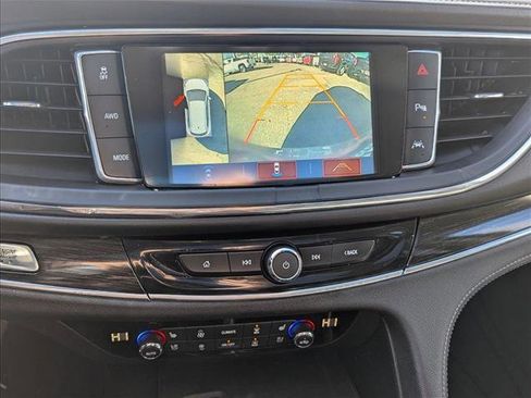 Used 2019 Buick Enclave Avenir w/ Avenir Technology Package image 11