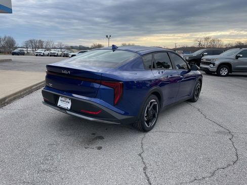 Used 2025 Kia K4 EX image 48