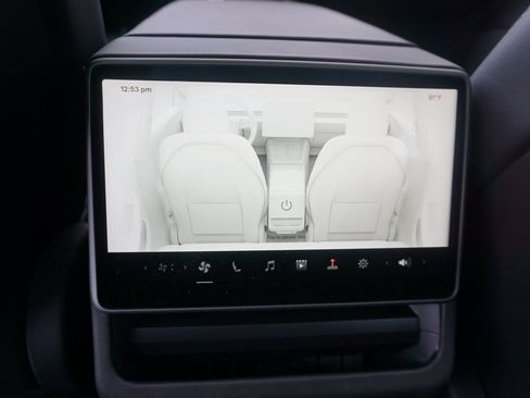 Used 2024 Tesla Model 3 Standard Range RWD image 10