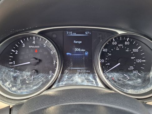 Used 2016 Nissan Rogue S w/ Appearance Package FWD image 12
