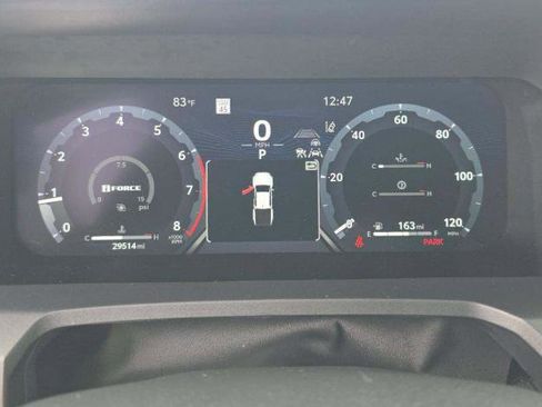 Used 2024 Toyota Tacoma Limited w/ Limited Package (LT) AWD/4WD image 4