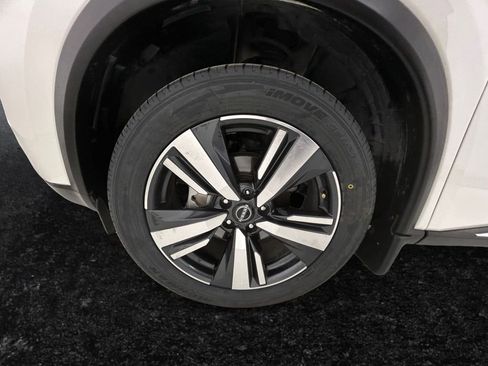 Used 2023 Nissan Rogue SL FWD image 27