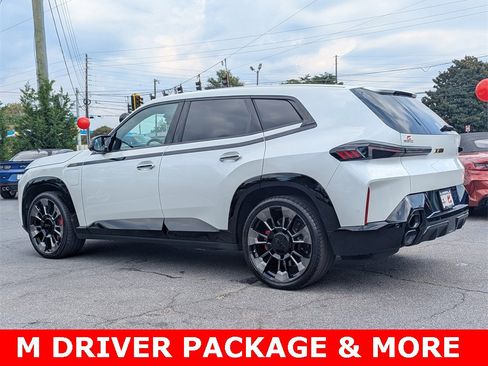 Used 2023 BMW XM w/ M Driver's Package image 3