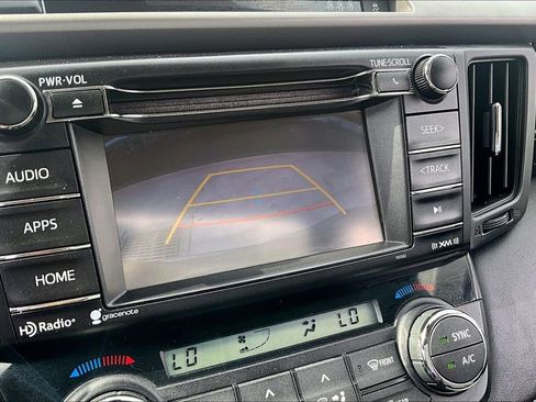 Used 2017 Toyota RAV4 XLE image 30