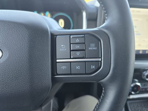 Used 2023 Ford F150 Lariat w/ Equipment Group 502A High image 20